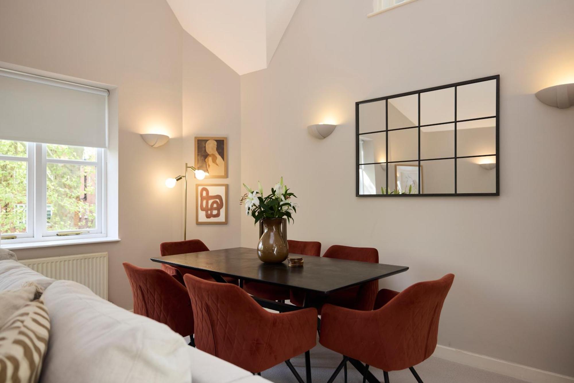 Apartment Chiswick Views & Space - Elegant 3bdr Duplex With Parking London
