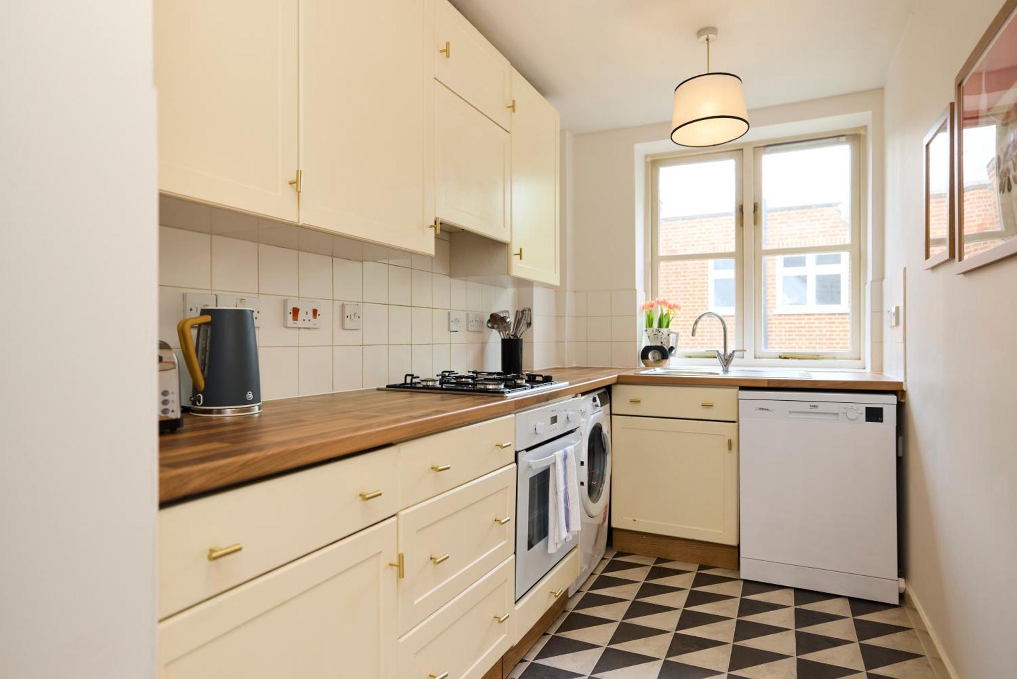 Apartment Chiswick Views & Space - Elegant 3bdr Duplex With Parking